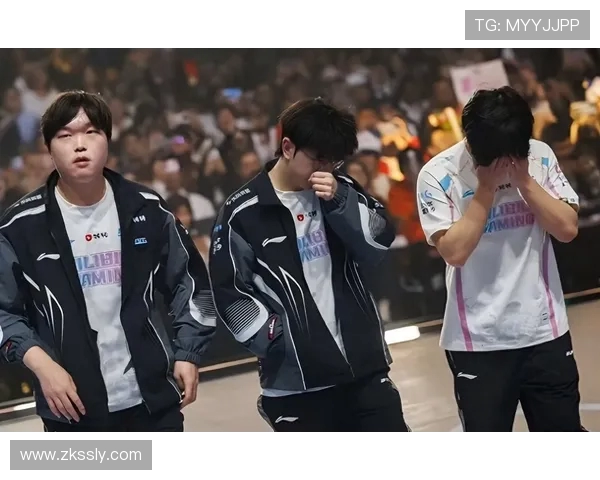 BLG战队再度崛起展现无敌统治力引领新赛季电竞巅峰争锋